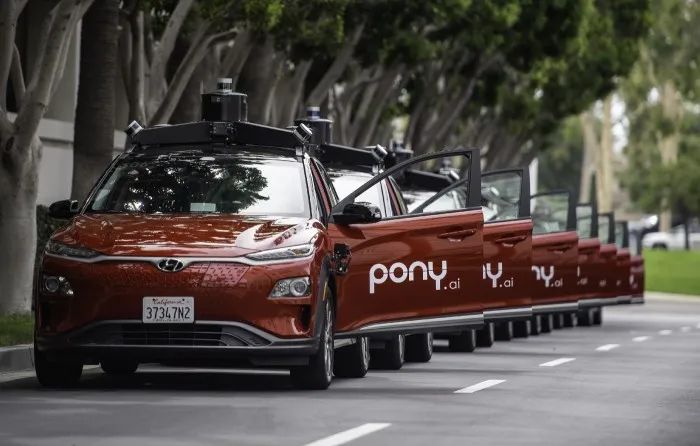 特斯拉将于8月发布自动驾驶出租车