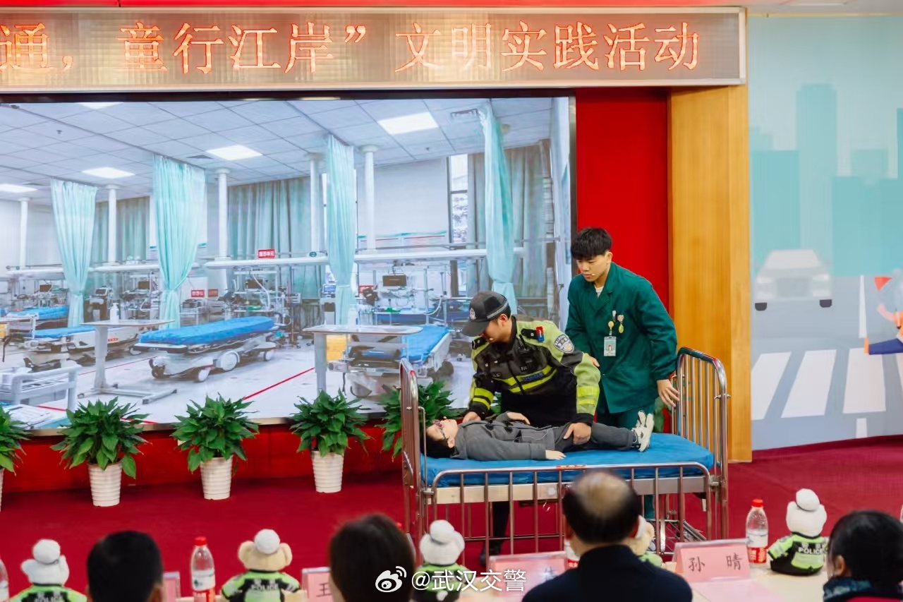 远洋集团：高等法院已将清盘呈请的首次聆讯日期定为9月11日