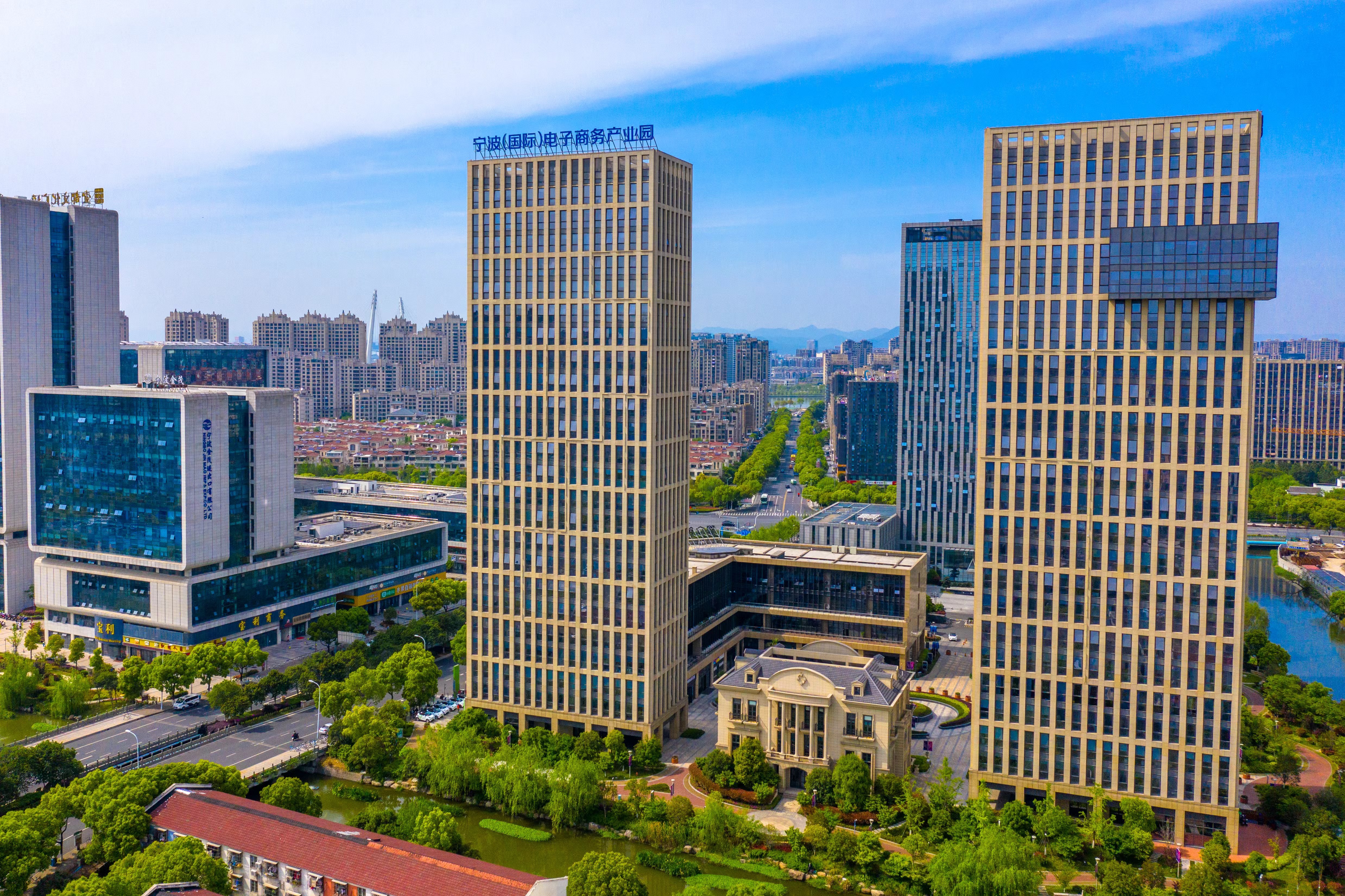 四大险企前三季度业绩大幅预增 均创历年同期盈利新纪录