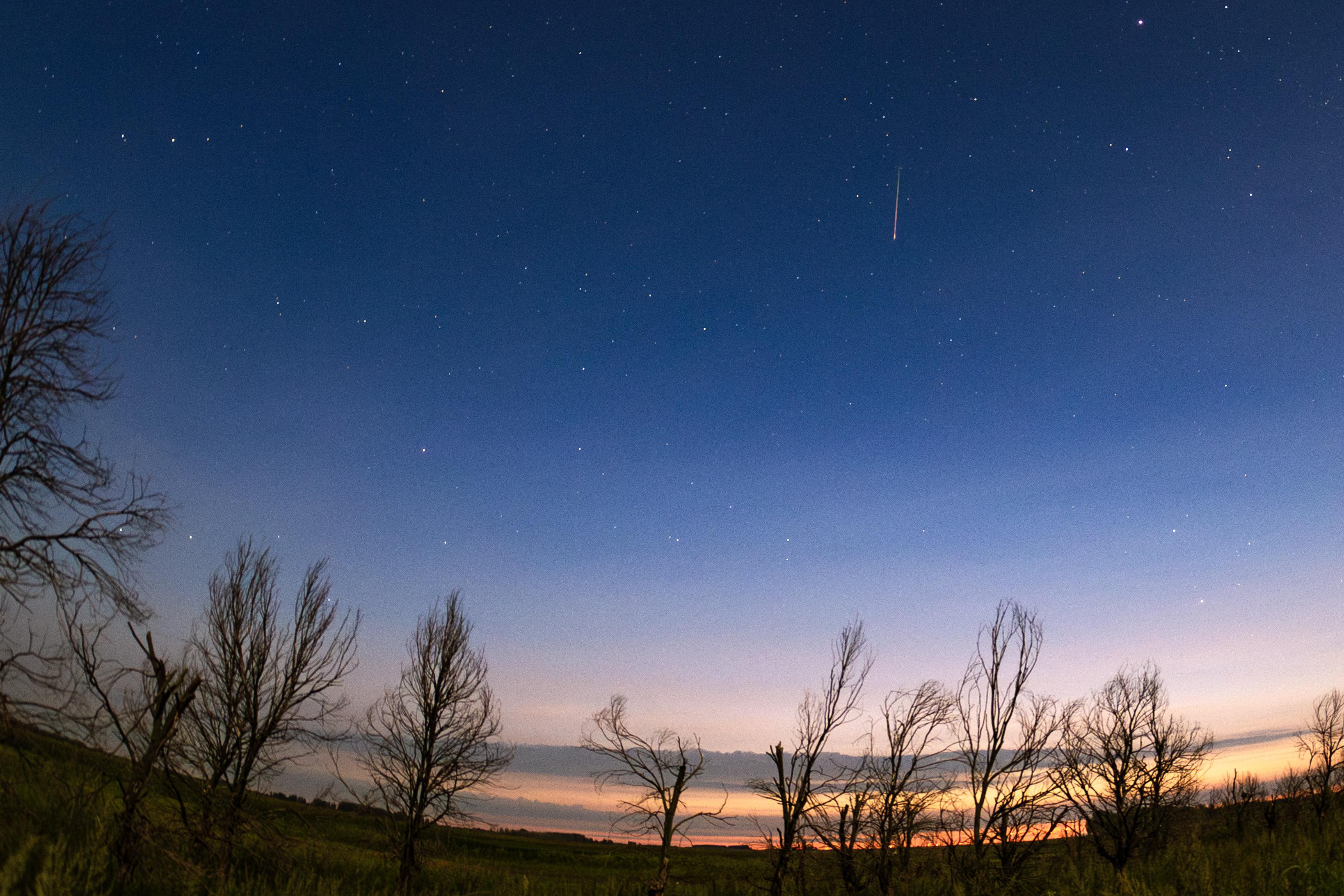 远洋集团：高等法院已将清盘呈请的首次聆讯日期定为9月11日