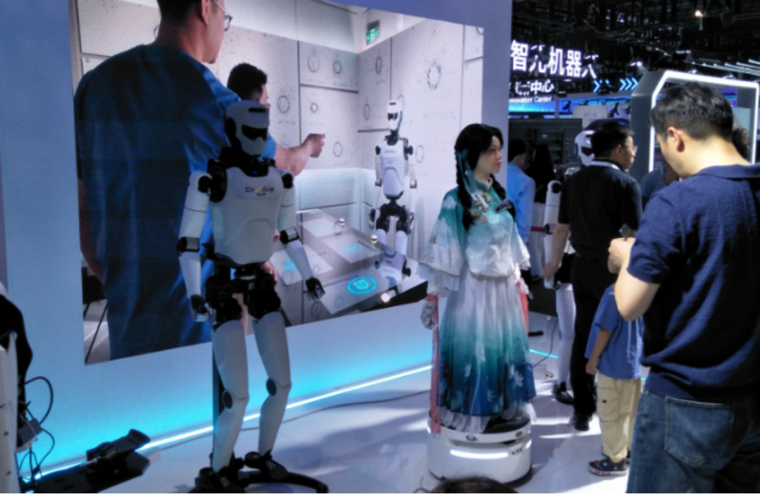 远洋集团:高等法院已将清盘呈请的首次聆讯日期定为9月11日