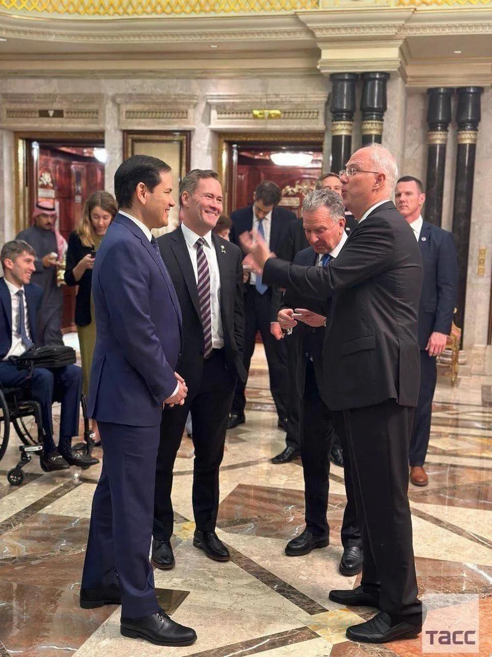 四大险企前三季度业绩大幅预增 均创历年同期盈利新纪录