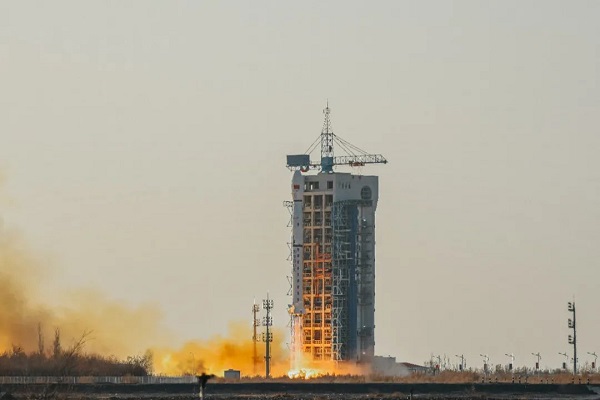 远洋集团:高等法院已将清盘呈请的首次聆讯日期定为9月11日